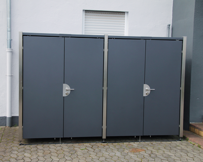 Zwei HALABOX 1100 für 1,1 cbm Rollcontainer
